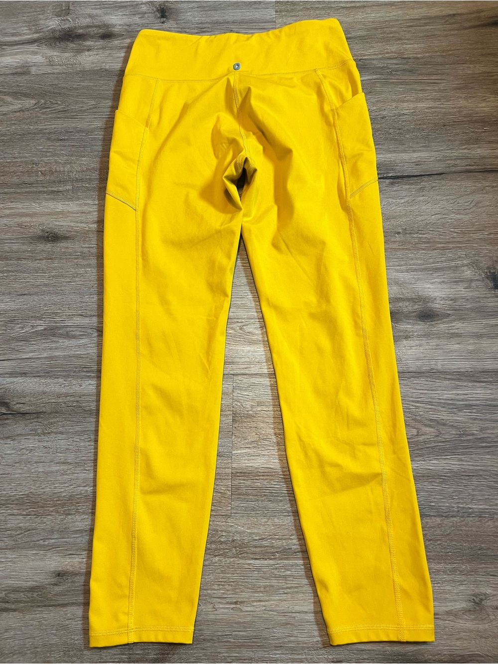 FIGS Underscrub Leggings Mustard Yellow Size Large - Picture 6 of 7